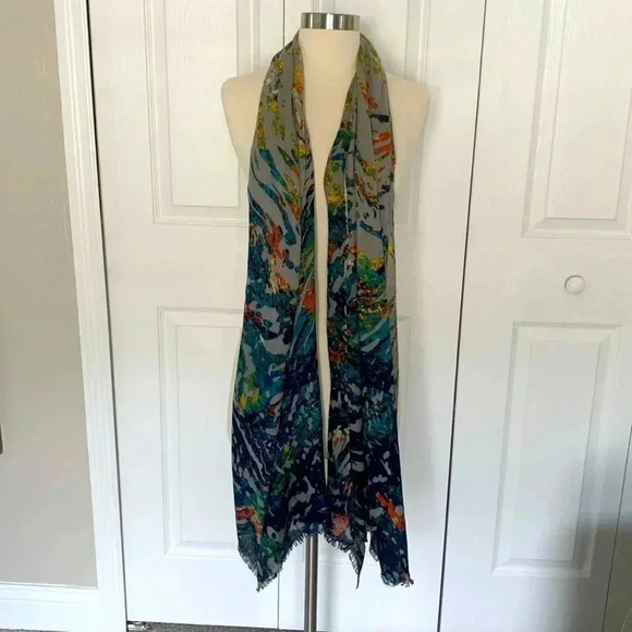 Colorful scarf - Picture 1 of 5